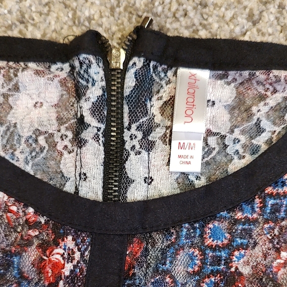 Xhilaration Floral Lace Dress with Black Trim - Picture 4 of 5